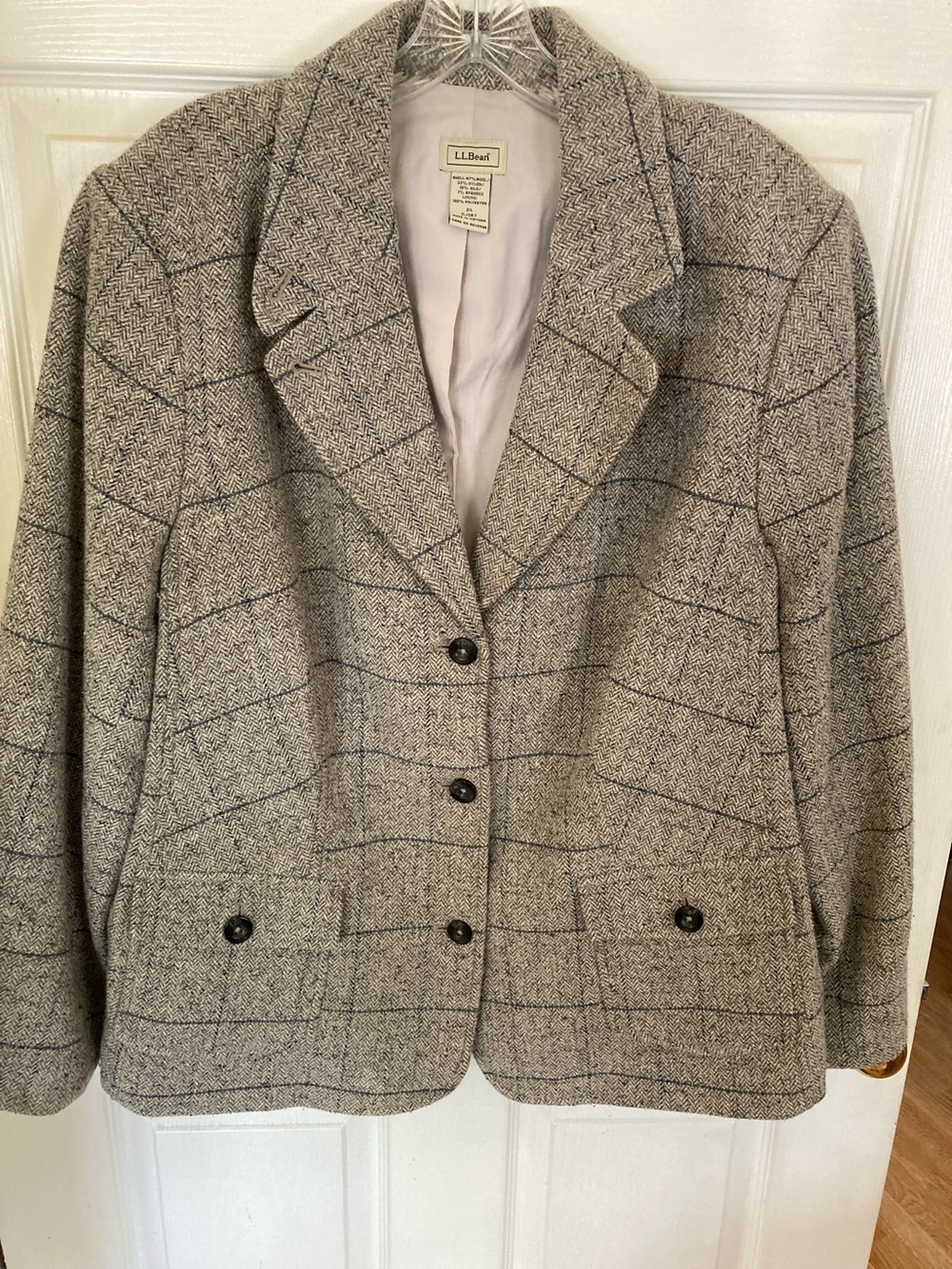 L.L. Bean Herringbone Windowpane Wool-Blend Blazer in Light Gray
